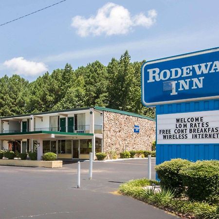 גדסדן Rodeway Inn מראה חיצוני תמונה