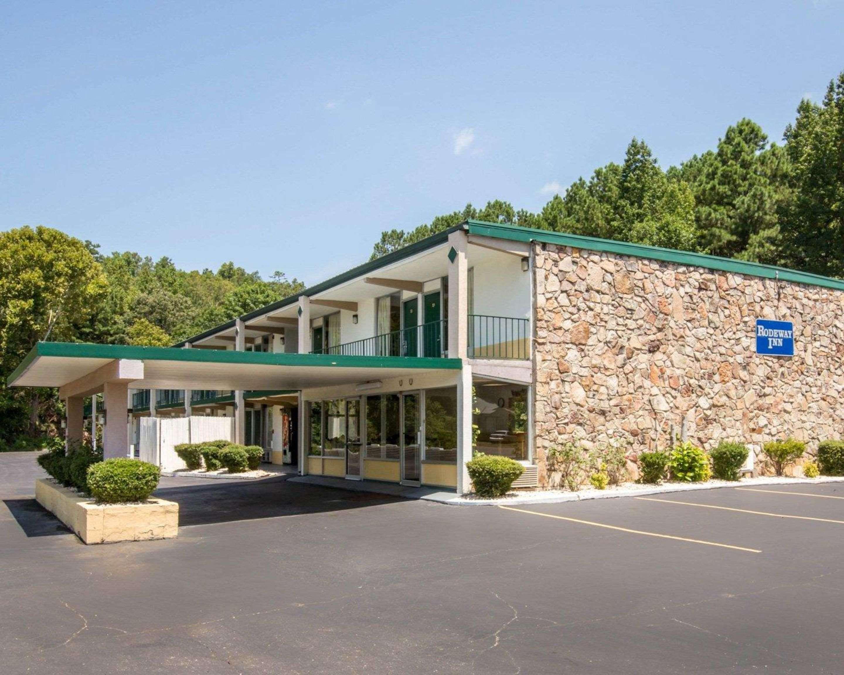 גדסדן Rodeway Inn מראה חיצוני תמונה